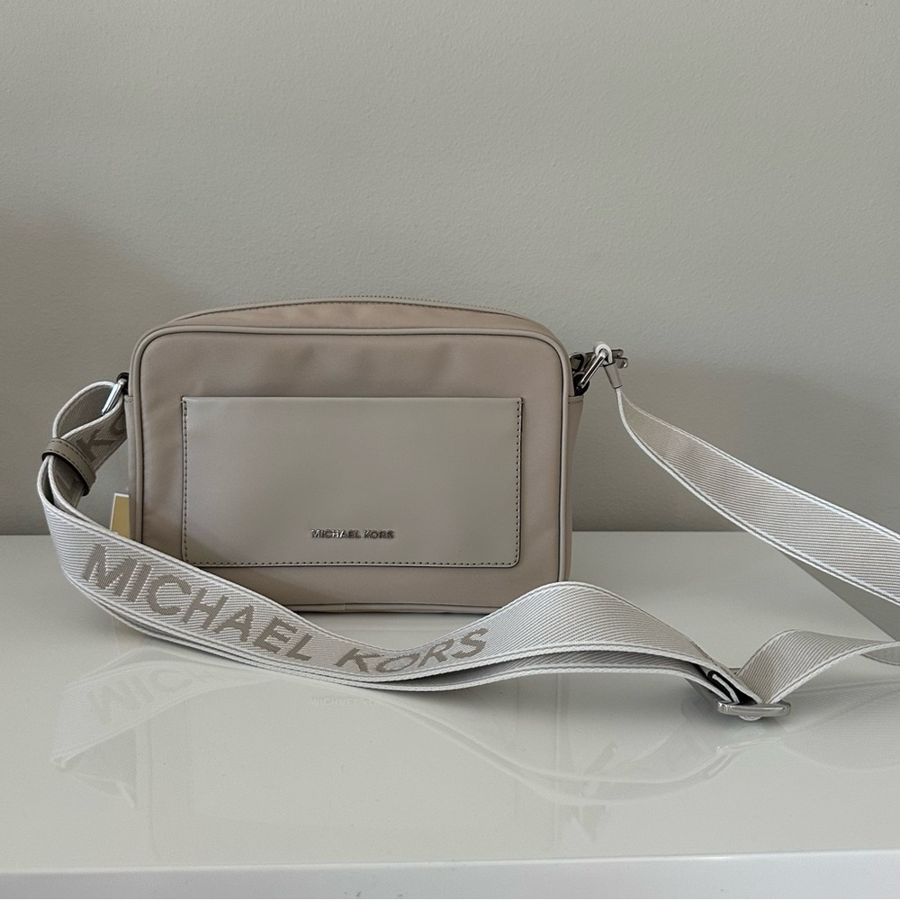 Michael Kors Jet Set Large Nylon Gabardine Crossbody Bag (Light Sand)